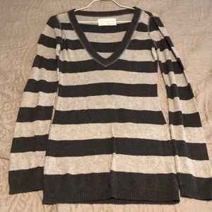 Aeropostale sweater